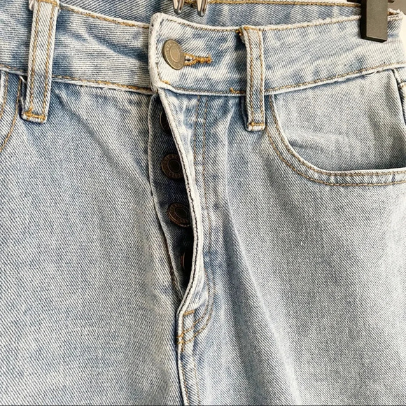 Brandy Melville | John Galt light wash straight leg jeans - Picture 6 of 6